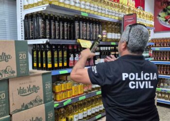 Operação conjunta apreende quase 9 mil litros de óleo fraudado no ES - Foto: Reprodução