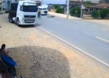 Criança cai de bicicleta e é atingida por carro em Santa Teresa - Foto: Rede Social