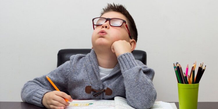 Conheça sinais precoces de TDAH - Imagem Freepik