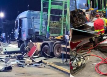 Carreta invade pedágio na BR-101 em Aracruz e destrói cabine; funcionária sobrevive - Foto: Reprodução