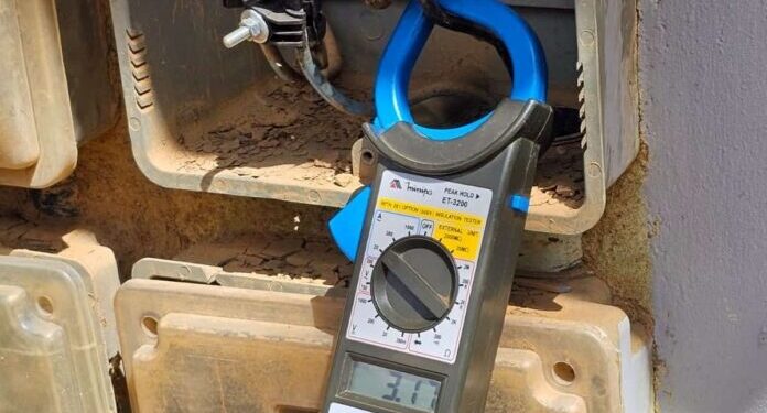 Operação em Rio Bananal flagra furto de energia em quiosques da praça central - Foto: EDP