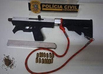 PCES prende dois suspeitos e apreende submetralhadora em São Gabriel da Palha - Foto: PCES