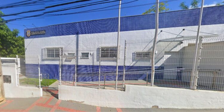 Corpo da idosa foi levado para o SML de Colatina - Foto: Reprodução