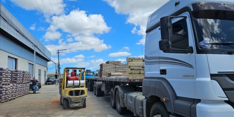 Sefaz desmantela esquema milionário de fraude com cimento em Linhares - Foto: Sefaz