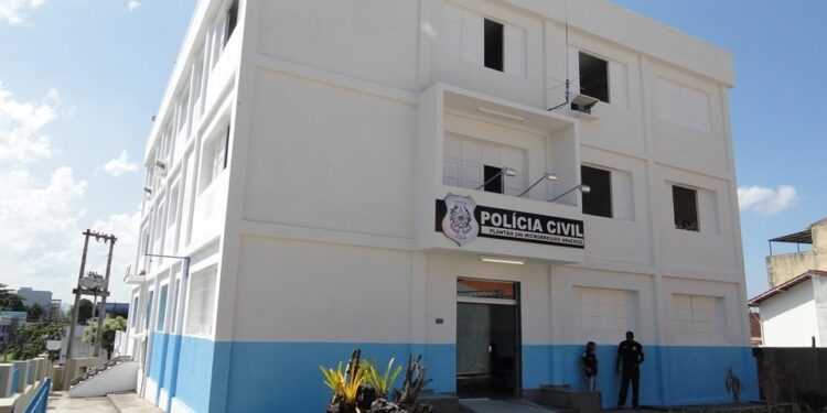 Professor preso em MG por estupro de alunas em Aracruz - Foto: PCES