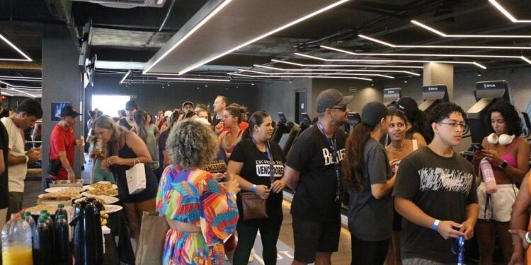 (Fotos: pré-inauguração da unidade Jacaraípe).