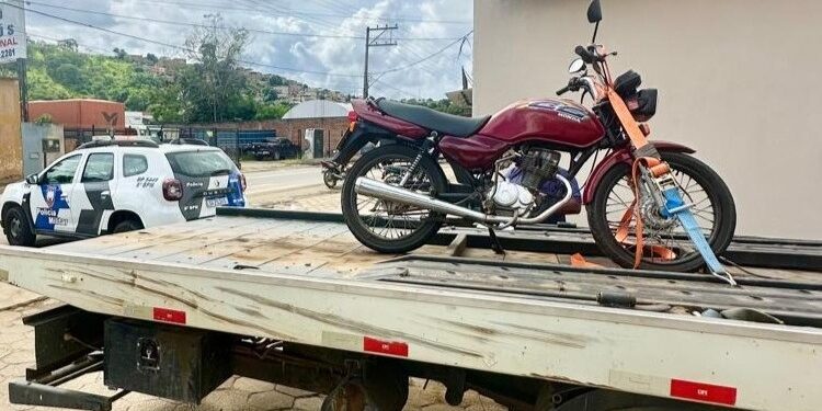 PM recupera motocicleta com restrição de furto/roubo em Colatina - Foto: PMES
