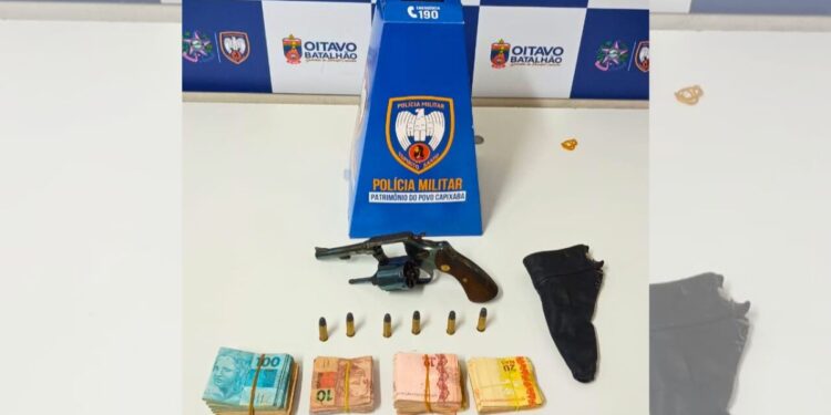 PM prende homem com arma e mais de R$ 9 mil em rodovia de Colatina - Foto: PMES