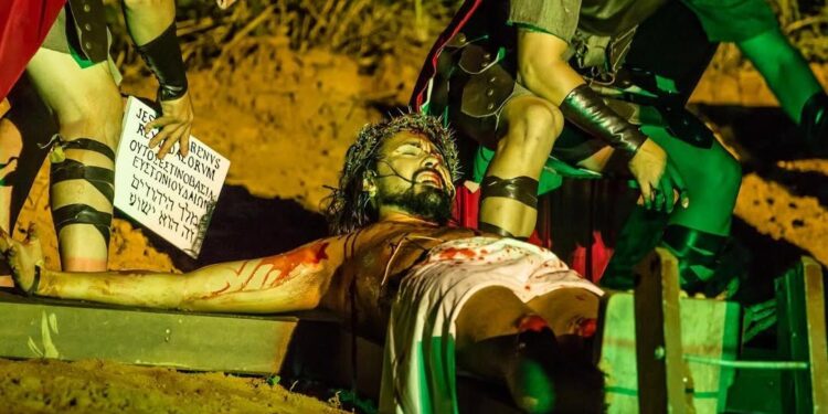 Teatro da Paixão de Cristo 2025 promete emoção em Colatina - Foto: Divulgação