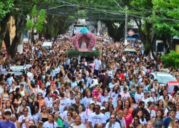 Romaria das Mulheres comemora 30 anos com 100 mil devotas caminhando com Nossa Senhora da Penha neste domingo (27) - Foto: Divulgação