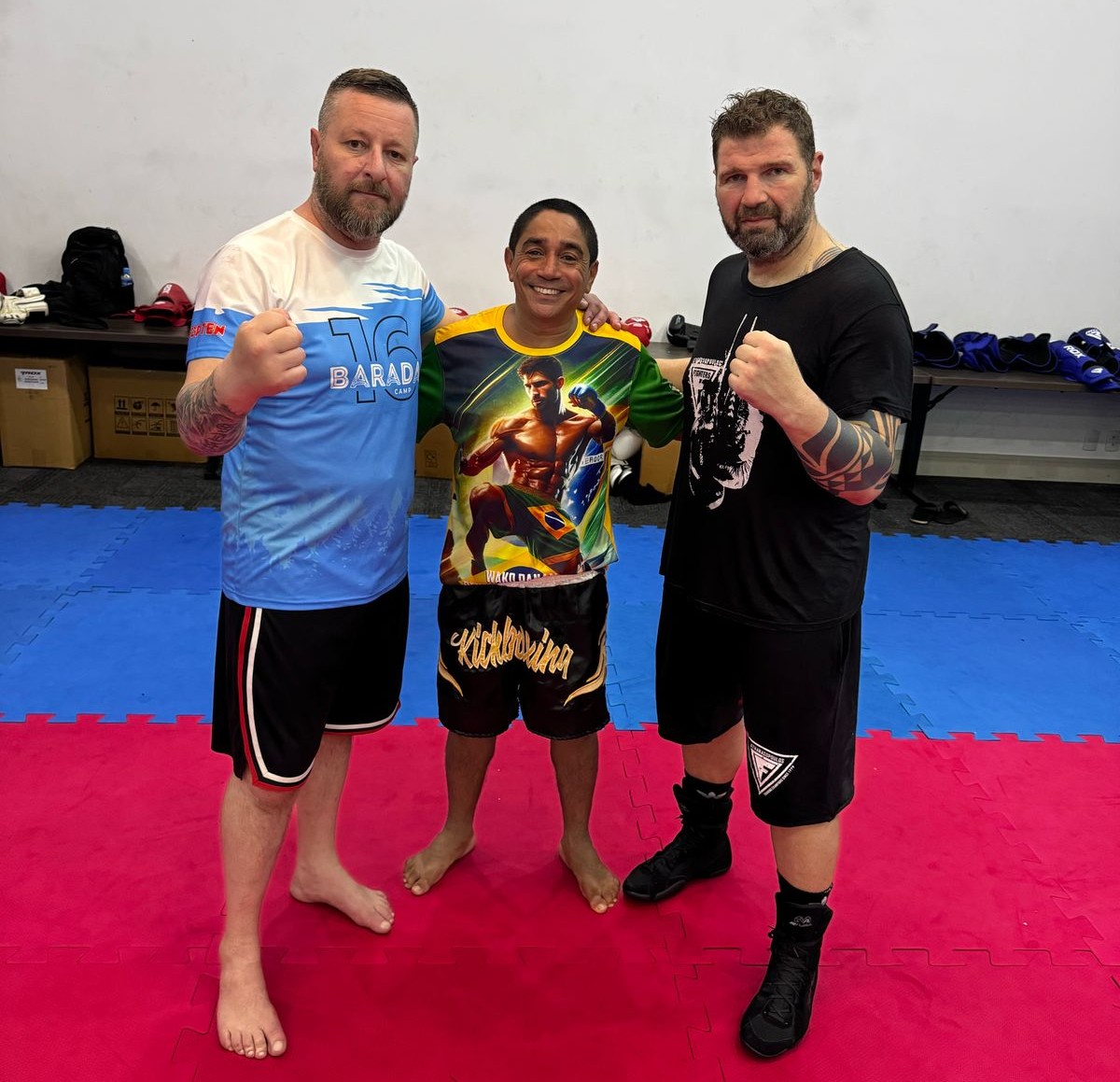Treinadores da Grécia e Sérvia de Kickboxing - Foto: Divulgação