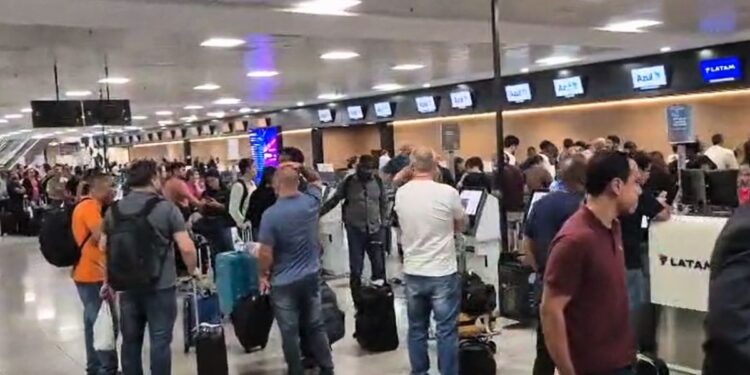 Pico de energia paralisa aeroporto de Vitória e cancela voos - Foto: Reprodução