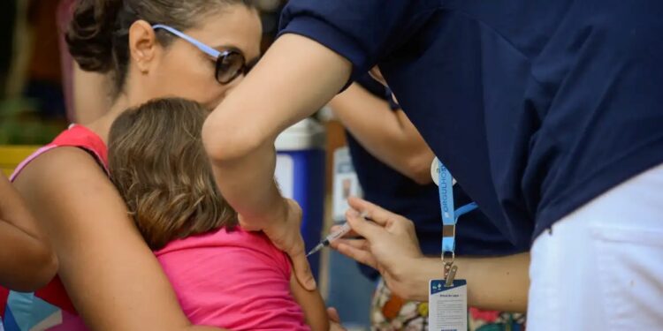 Vacinação contra a gripe 2025: informações essenciais e grupos alvo - Foto: Tomaz Silva/Agência Brasil