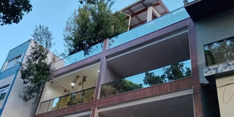 O que uma árvore no meio de um prédio no Sul do ES ensina sobre urbanismo? IAB-ES explica - Foto: Divulgação