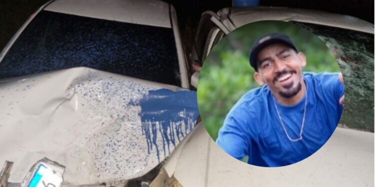 Motociclista morre em acidente envolvendo dois carros na BR-101, no Norte do ES - Foto: Rede Social