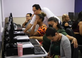 Qualificação profissional gratuita para mulheres no ES: 1.370 vagas abertas! - Foto: Secti