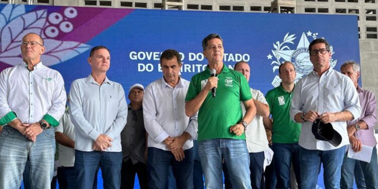 Espírito Santo inicia colheita do café conilon com expectativa de safra recorde. Foto: Governo ES