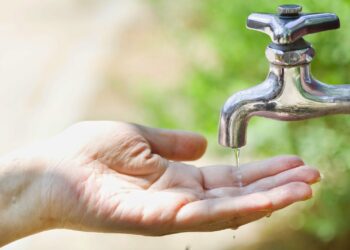 Rompimento em rede de abastecimento afeta vários bairros em Colatina - Foto: Reprodução