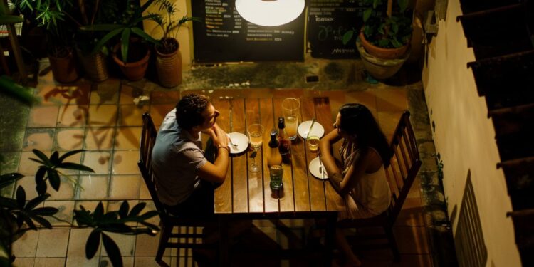 Semana dos Namorados: restaurantes se preparam para dias dedicados aos casais - Foto: Midjourney