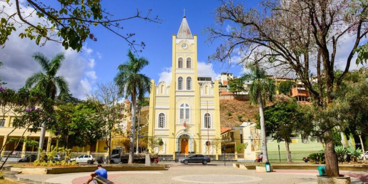 Praça Aderbal Galvão - Afonso Claudio - ES - Foto: Divulgação