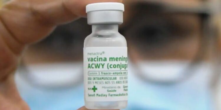 Reforço contra meningite em bebês passa a ser feito com vacina ACWY a partir de julho. Foto: Geovana Albuquerque/Agência Saúde DF