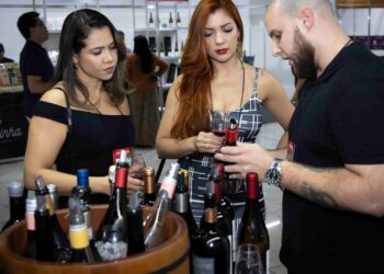 15ª ExpoVinhos Vitória acontece nos dias 2 e 3 de julho e terá mais de 1.200 rótulos de 16 países, palestras, curso e degustação - Crédito: Fabricio Saiter