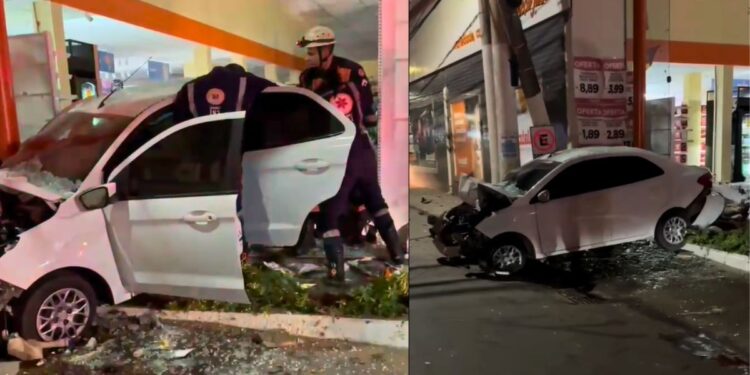 Veículo atinge poste e invade supermercado durante a madrugada em Colatina - Foto: Rede Social
