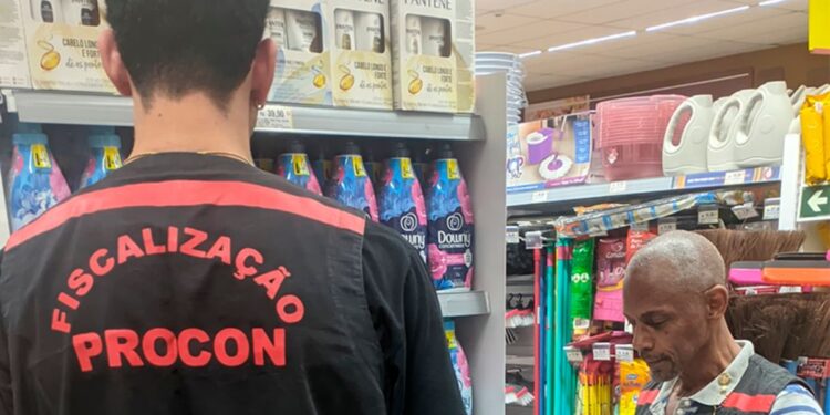 PROCON Colatina divulga pesquisa de preços da cesta básica com variações significativas em julho de 2025 - Foto: Comunicação PMC