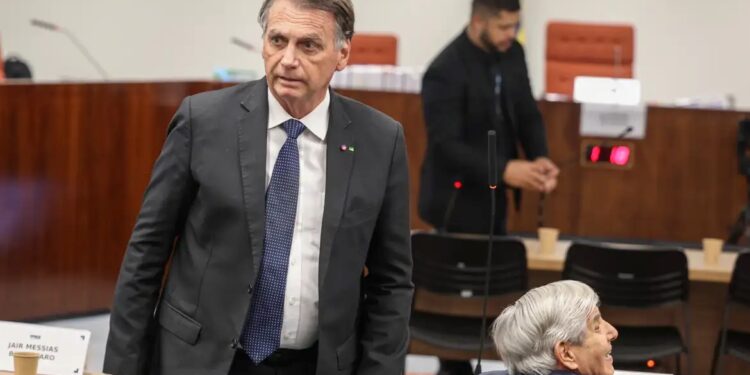 Moraes decreta prisão domiciliar de Bolsonaro - Foto: Valter Campanato/Agência Brasil
