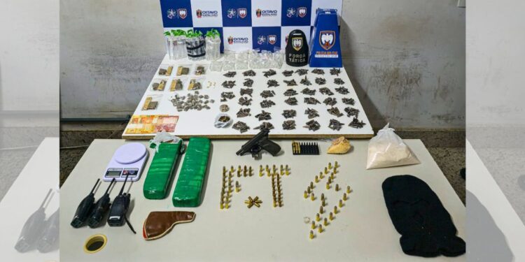 Colatina, Polícia Militar, Tráfico de drogas, Apreensão de arma, Força Tática, Adolescente apreendido - Foto: PMES