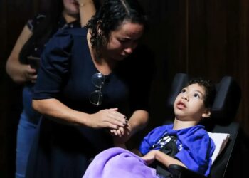 Vítimas do Zika vírus já podem solicitar pensão vitalícia e indenização de R$ 50 mil - Foto: Lula Marques/Agência Brasil