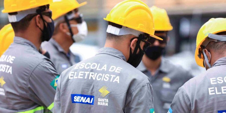 Santa Maria dá início às aulas da 6ª turma da “Escola de Eletricista” - Foto: Divulgação