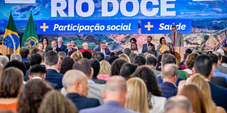 Secretaria do Rio Doce representa o Governo do Estado na posse do Conselho Federal de Participação Social - Foto: Graccho/SGPR