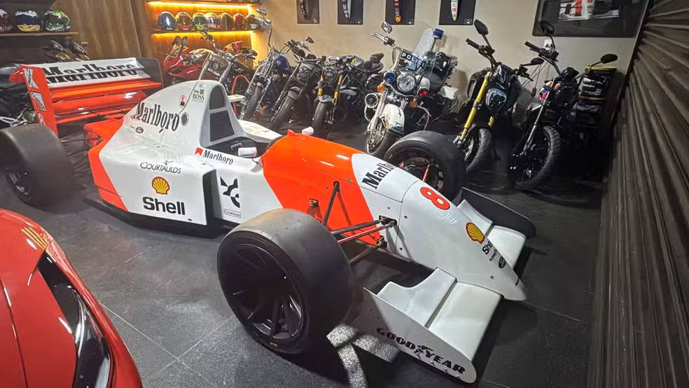 Carro apreendido no Distrito Federal em operação contra fraude no INSS — Foto: Reprodução