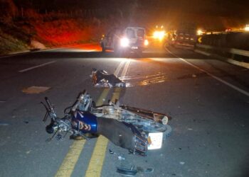 Motociclista morre em colisão com caminhão na ES 080, em Colatina - Foto: Leitor Colatina em Ação