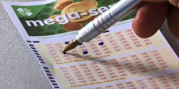 Mega-Sena acumula em R$ 33 milhões e aposta de Curitiba leva R$ 81 mil na quina - Foto: Reprodução