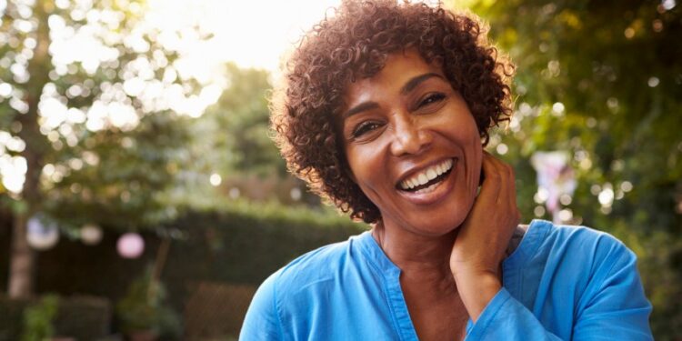 Menopausa: Entenda os Sintomas e Como Enfrentá-los - Foto: Reprodução