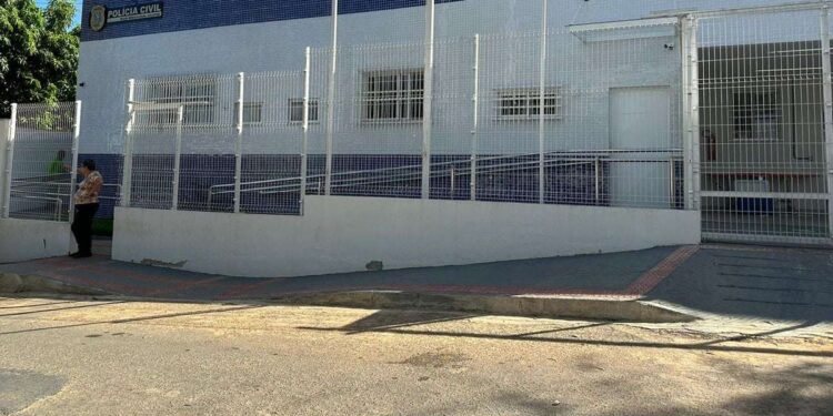 Colatina: Idoso morre após cair de telhado enquanto fazia reparo em residência - Foto: Reprodução