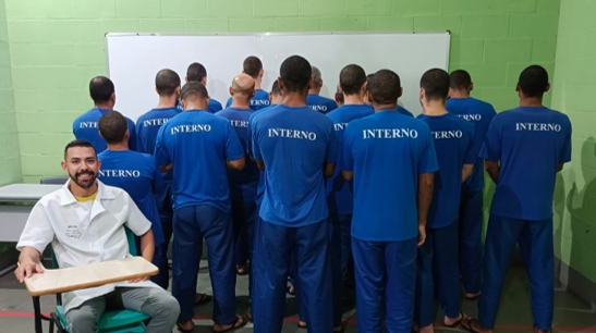 Professor vence prêmio com Feira de Ciências em Presídio - Foto: Reprodução