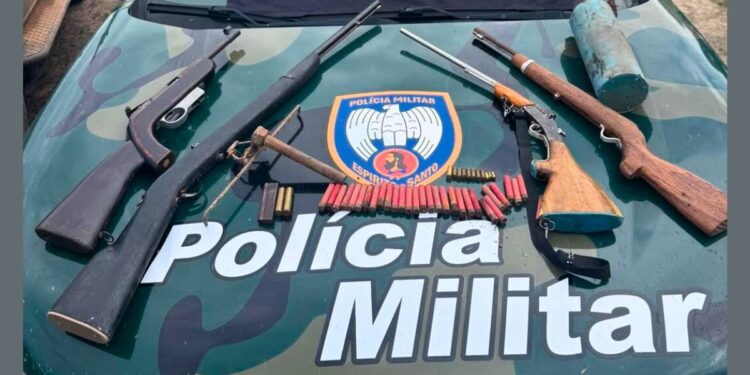Operação apreende armas usadas em caça ilegal na Reserva Natural Vale, em Linhares - Foto: Polícia Ambiental
