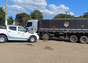 Sefaz apreende 230 sacas de café sem nota fiscal em Rio Bananal - Foto: SEFAZ