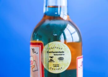 Certificação voluntária atesta qualidade da cachaça - Foto: Gabriela Esteve