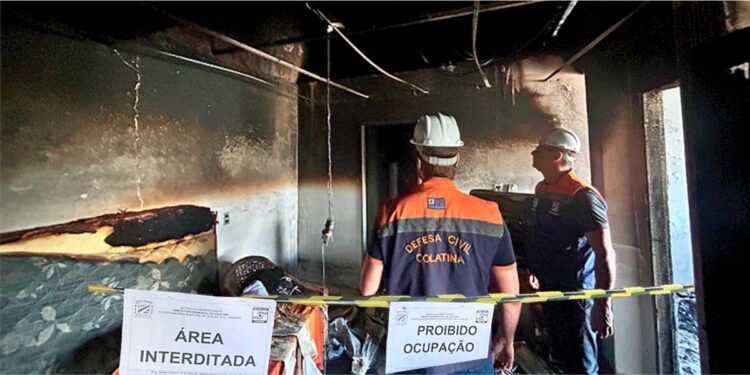 Defesa Civil interdita imóvel após incêndio em Colatina - Foto: Defesa Civil