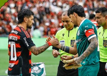 Flamengo vence Palmeiras e vira 1º brasileiro tetra da Libertadores - Foto: Reprodução
