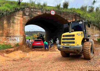 Prefeitura de Colatina notifica e multa empresa por deslizamento - Foto: Comunicação/PMC