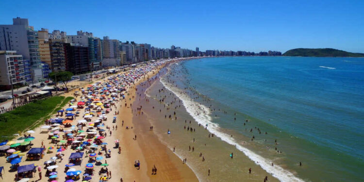 Guarapari taxa veículos de turismo para acessar a cidade! - Foto: Prefeitura de Guarapari