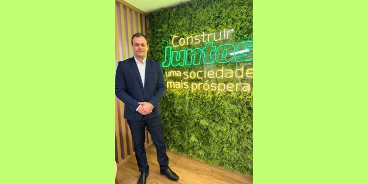 Sicredi Essência anuncia Anderson Marques como novo gerente em Barra de São Francisco - Foto: Divulgação