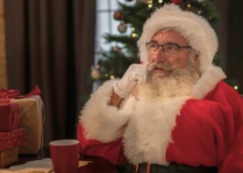 Magia do Natal no centro de Colatina: sessões de fotos gratuitas com Papai Noel - Imagem: Freepik