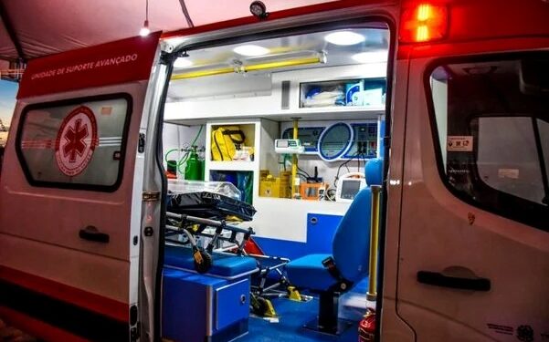 Pinheiros: motociclista morre após sair da pista e bater em cerca na ES-313 - Foto: Reprodução