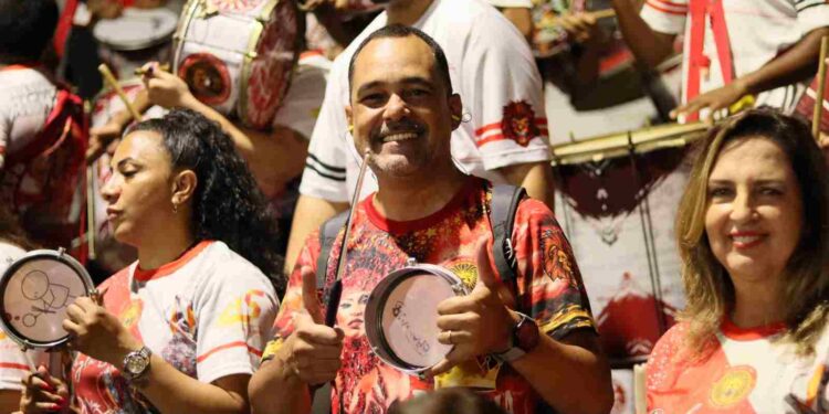 MUG prepara dezembro com 4 festas, apresentação de fantasias, noite de passistas e encontro de bandeiras - Foto: Fávio Rocha